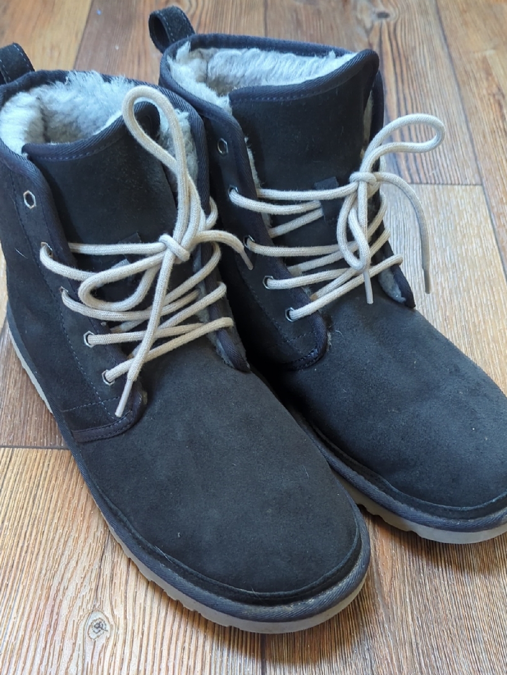 Ugg Men's Suede Boots 11